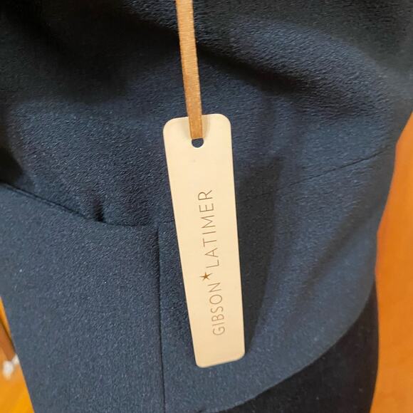 NWT Black Cropped Blazer Jacket White Accent Hot Pink Lining Longer in Front - Picture 8 of 10